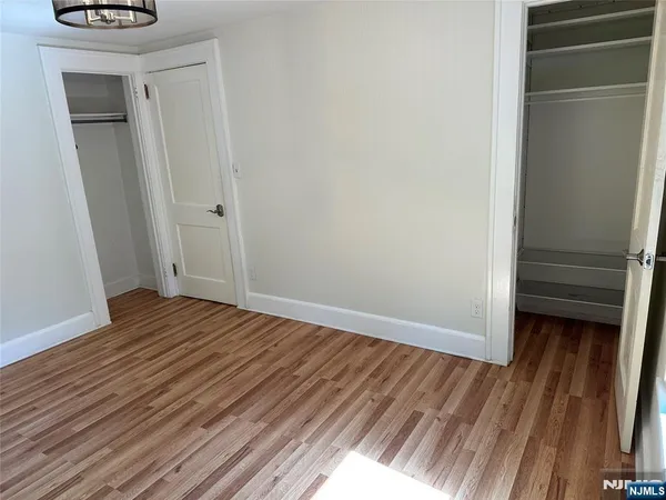 $3,000 | 515 B Farview Street, Unit B, Ridgewood, NJ 07450