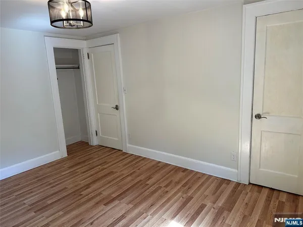 $3,000 | 515 B Farview Street, Unit B, Ridgewood, NJ 07450
