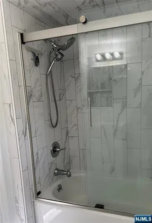 $3,000 | 515 B Farview Street, Unit B, Ridgewood, NJ 07450
