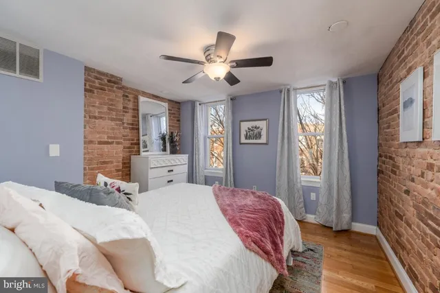 $2,700 | 2517 Fleet Street, Baltimore, MD 21224