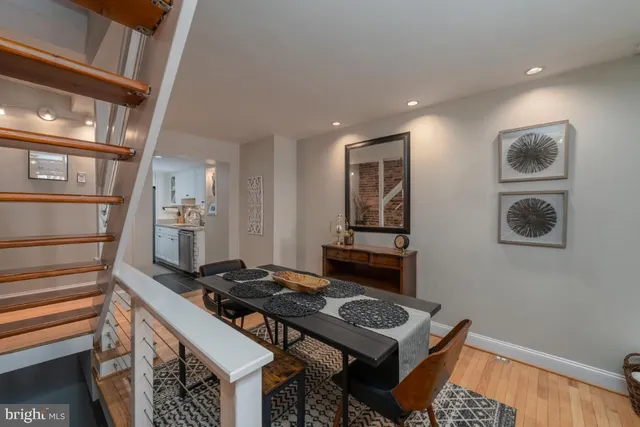 $2,700 | 2517 Fleet Street, Baltimore, MD 21224