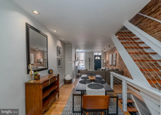 $2,700 | 2517 Fleet Street, Baltimore, MD 21224