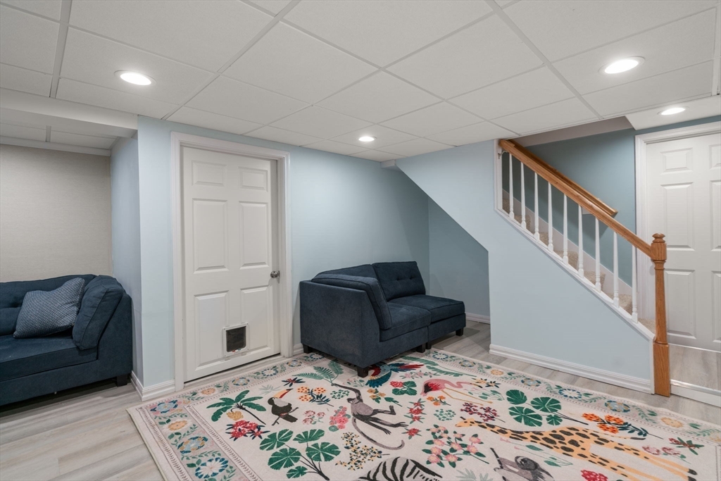 31 Robbins Road Sudbury, MA 01776 - Photo 22 of 31 Gallery Image 22