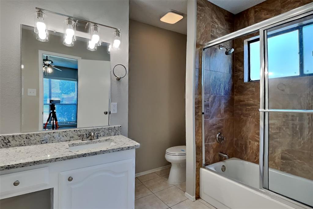 4141 Malone Avenue The Colony, TX 75056 - Photo 11 of 20 Gallery Image 11