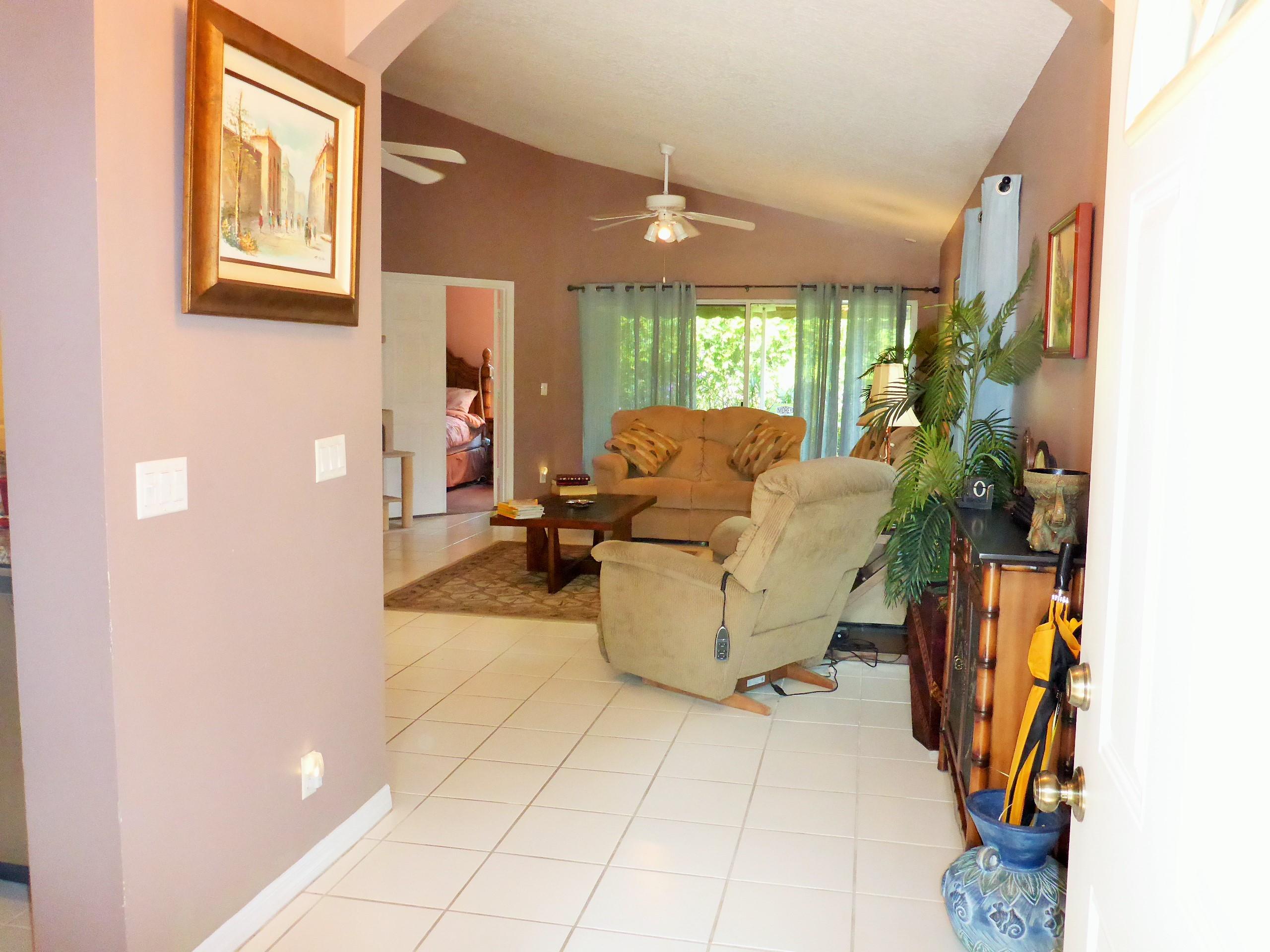 4009 Dorado Drive Riviera Beach, FL 33418 - Photo 4 of 50 P1020238