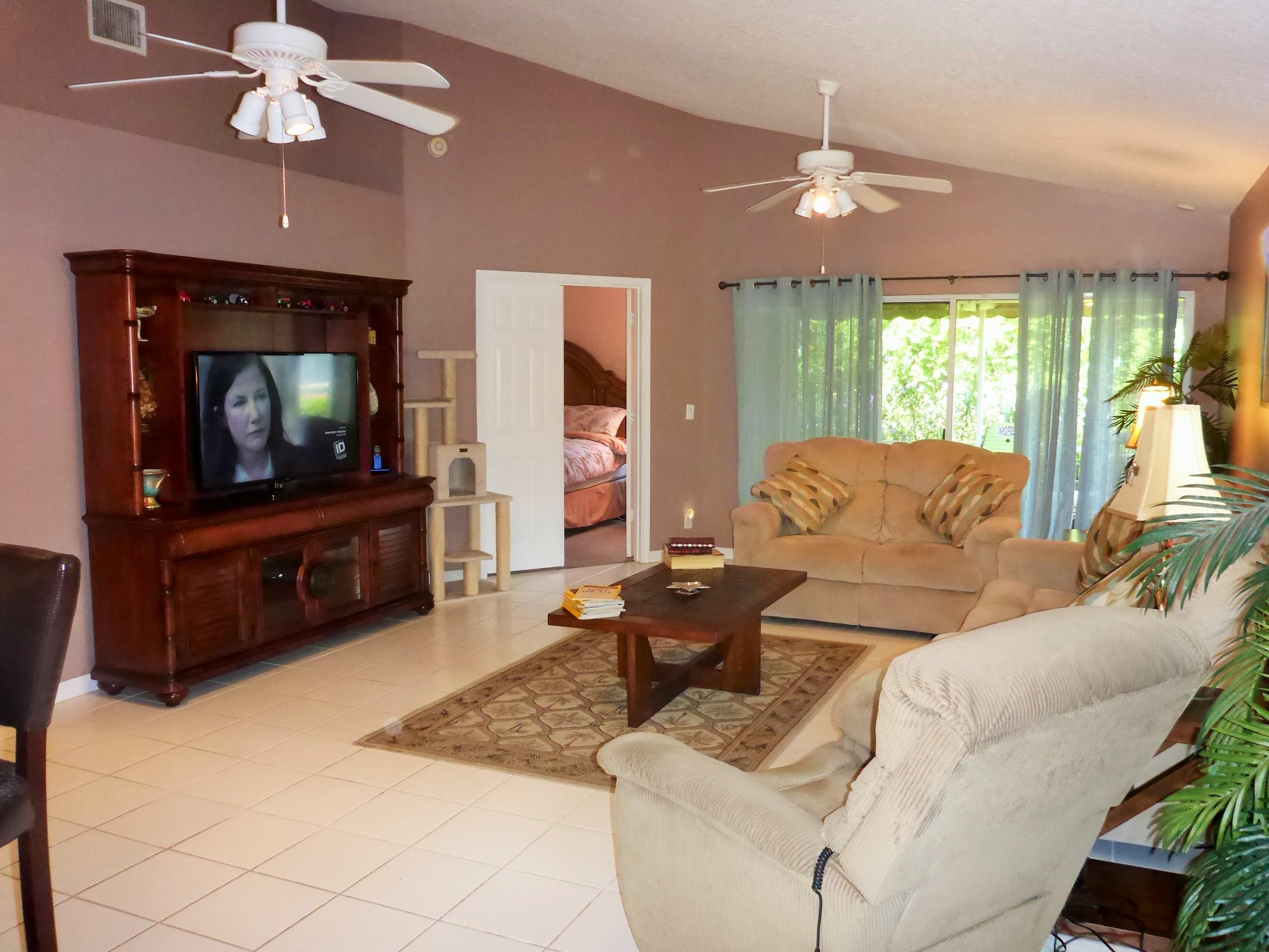 4009 Dorado Drive Riviera Beach, FL 33418 - Photo 5 of 50 P1020239