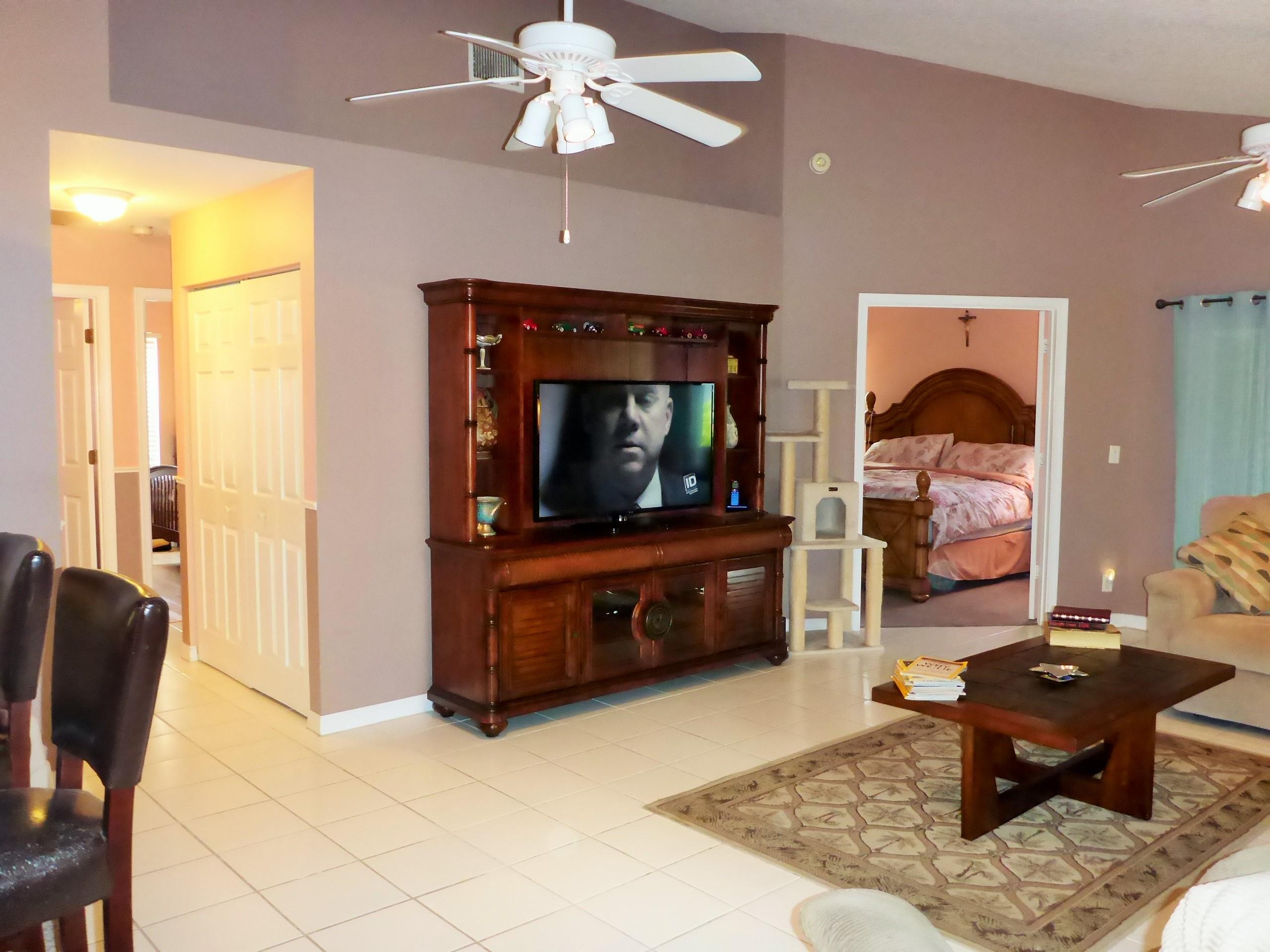 4009 Dorado Drive Riviera Beach, FL 33418 - Photo 7 of 50 P1020242