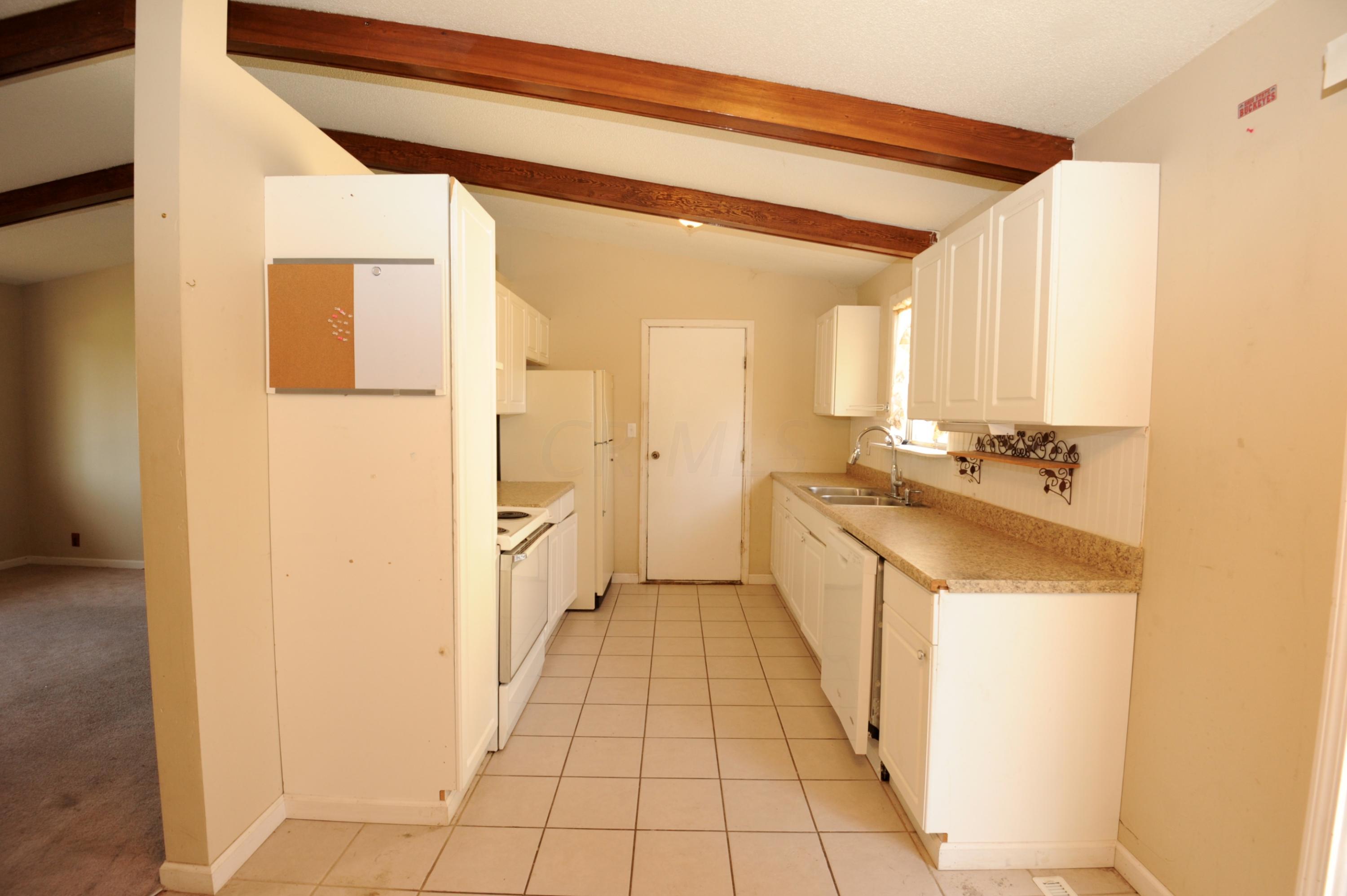 2664 Denmark Road Columbus, OH 43232 - Photo 8 of 22 Gallery Image 8