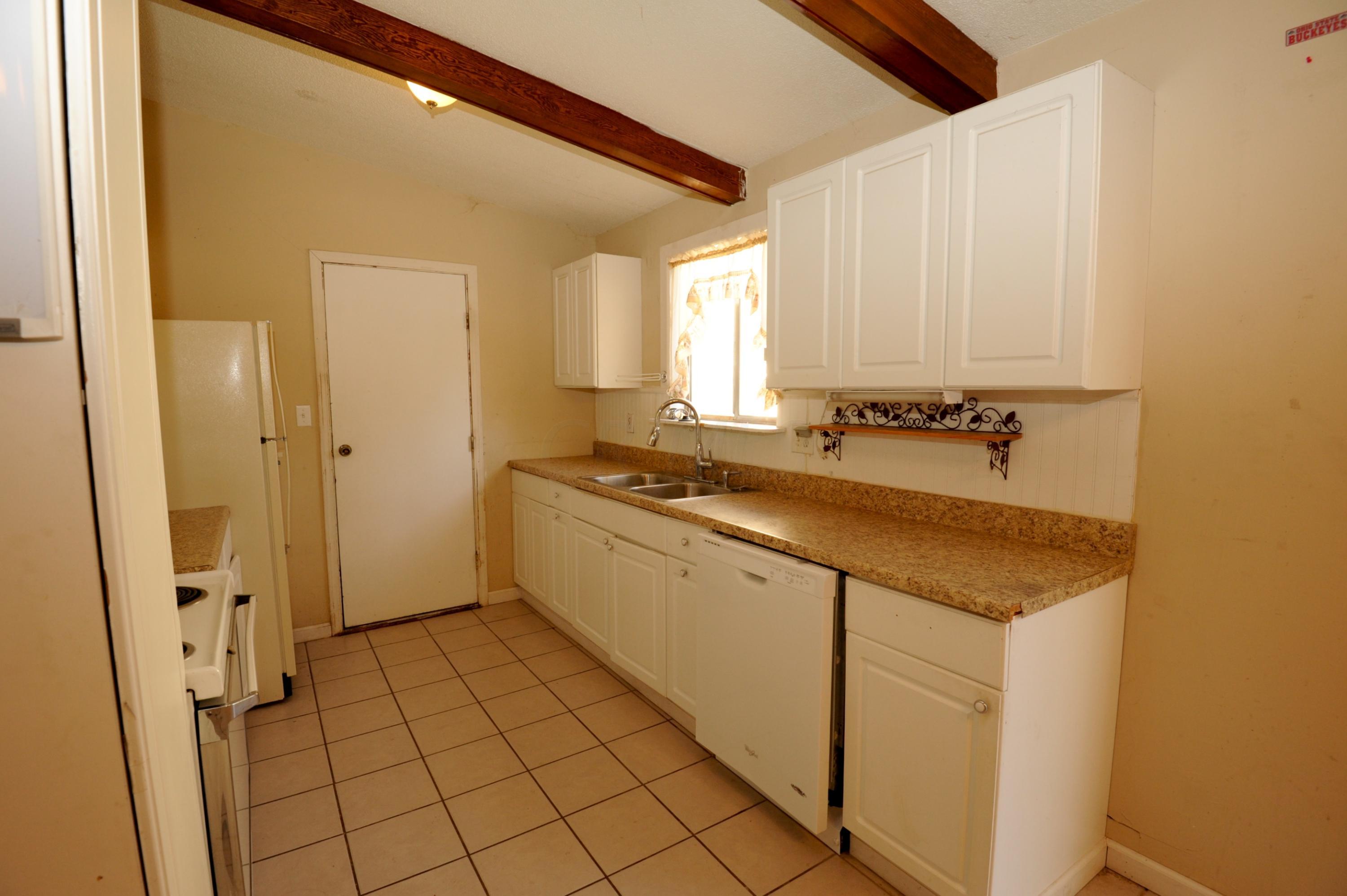 2664 Denmark Road Columbus, OH 43232 - Photo 9 of 22 Gallery Image 9