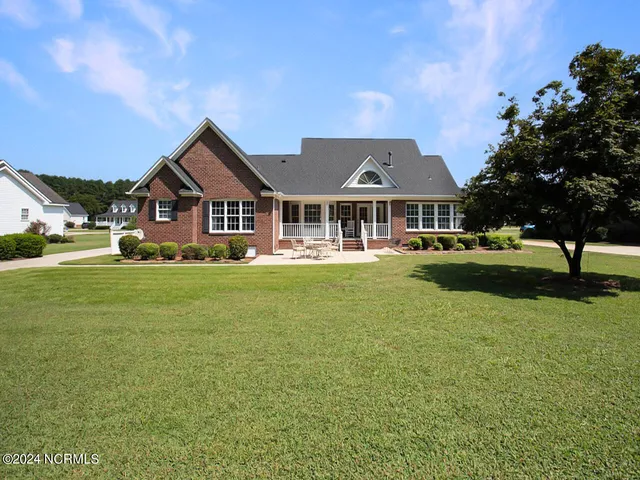$388,000 | 107 Knottingham Court, Dunn, NC 28334