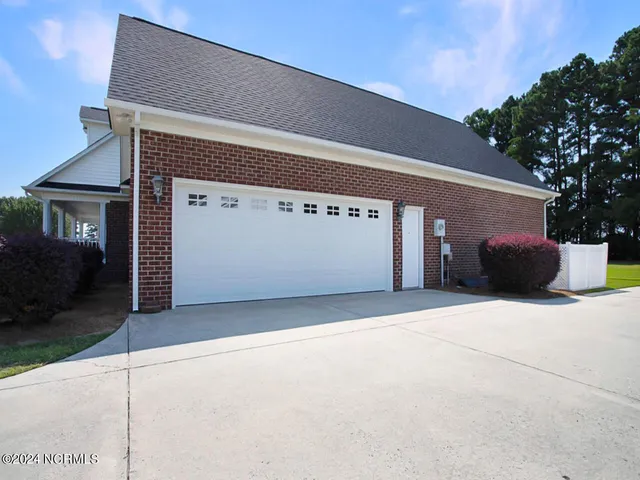 $388,000 | 107 Knottingham Court, Dunn, NC 28334