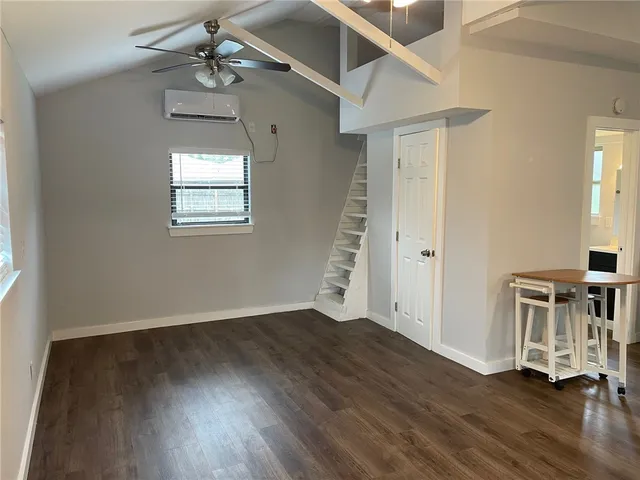 $825 | 408 East North Avenue, Bryan, TX 77801