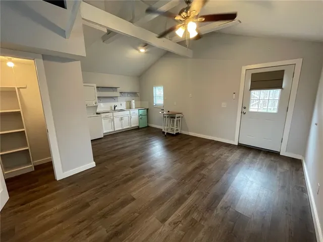 $825 | 408 East North Avenue, Bryan, TX 77801