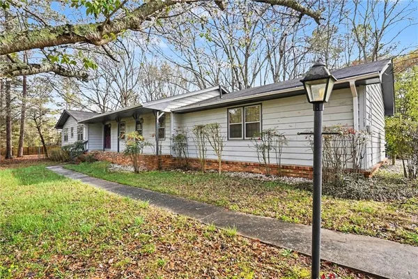 $300,000 | 1590 Colonial S Drive Southwest, Conyers, GA 30094