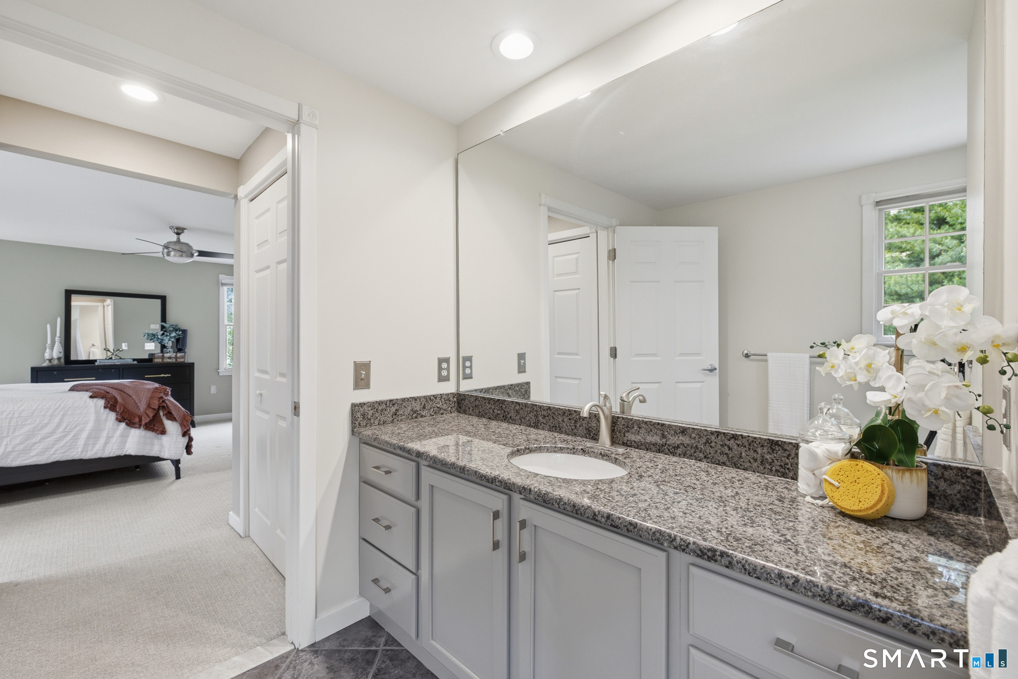 20 Abbe Road Enfield, CT 06082 - Photo 21 of 40