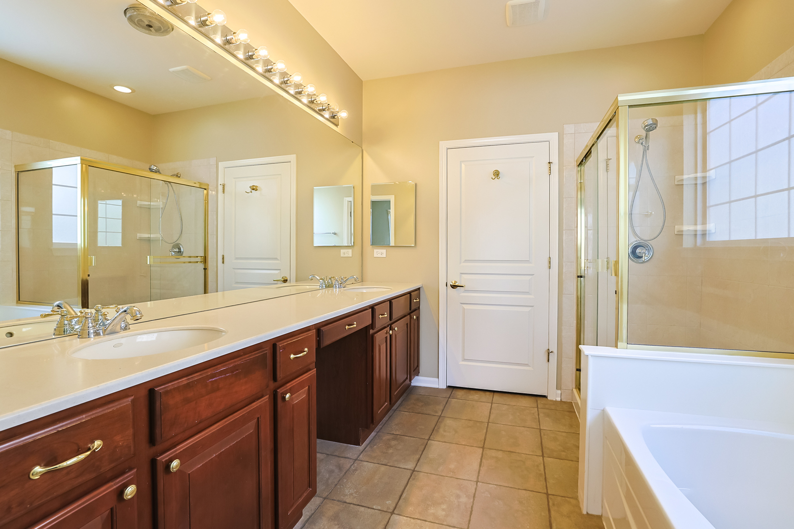11833 Ludbury Ridge Huntley, IL 60142 - Photo 14 of 34 Gallery Image 14