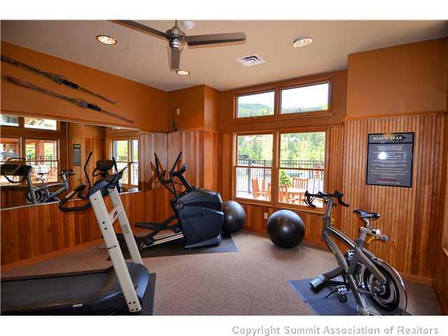 195 River Run Road, Unit 8037 Dillon, CO 80435 - Photo 22 of 25 a view of a livingroom with furniture and windows