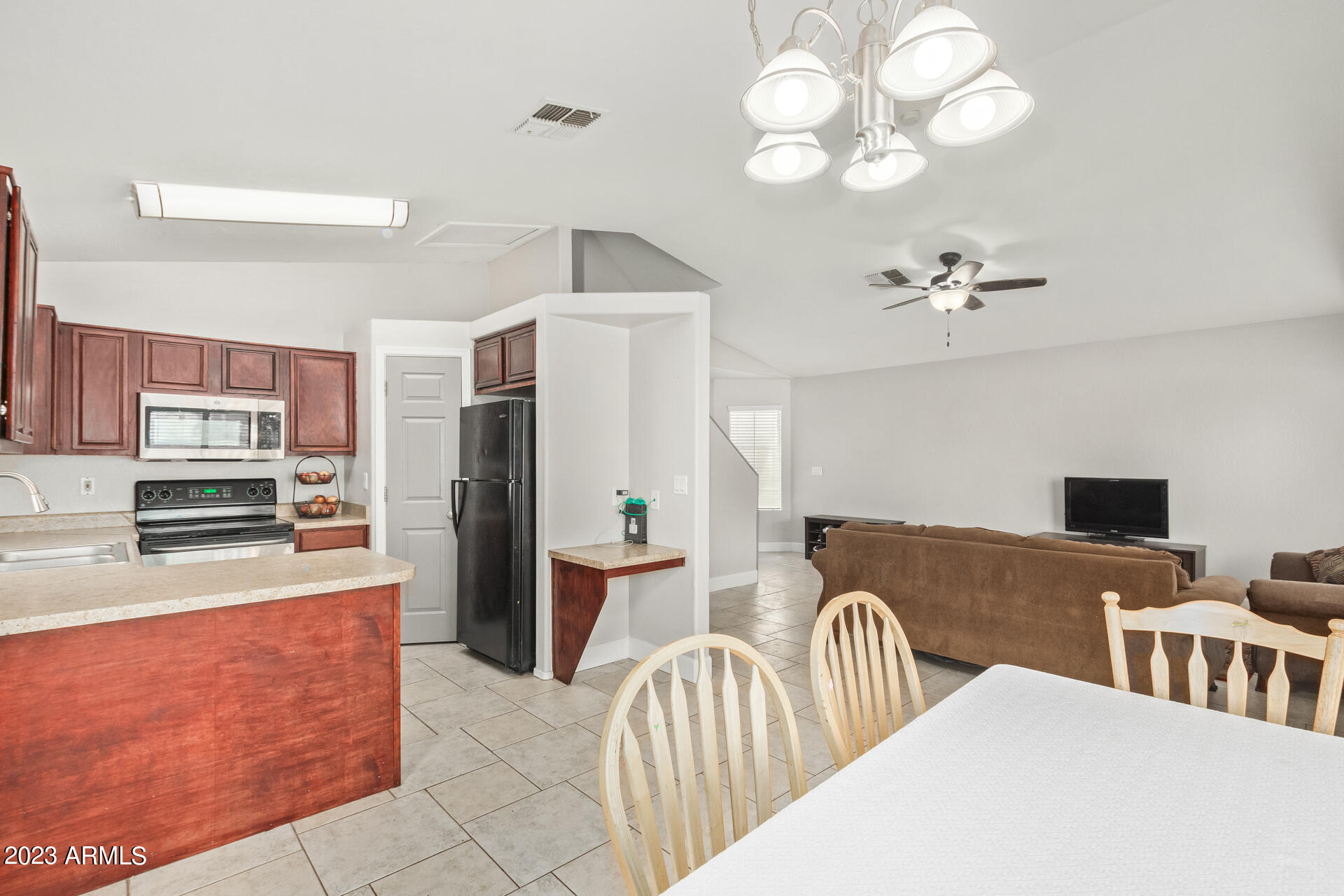 3755 East Broadway Road, Unit 60 Mesa, AZ 85206 - Photo 13 of 32 16 - Broadway