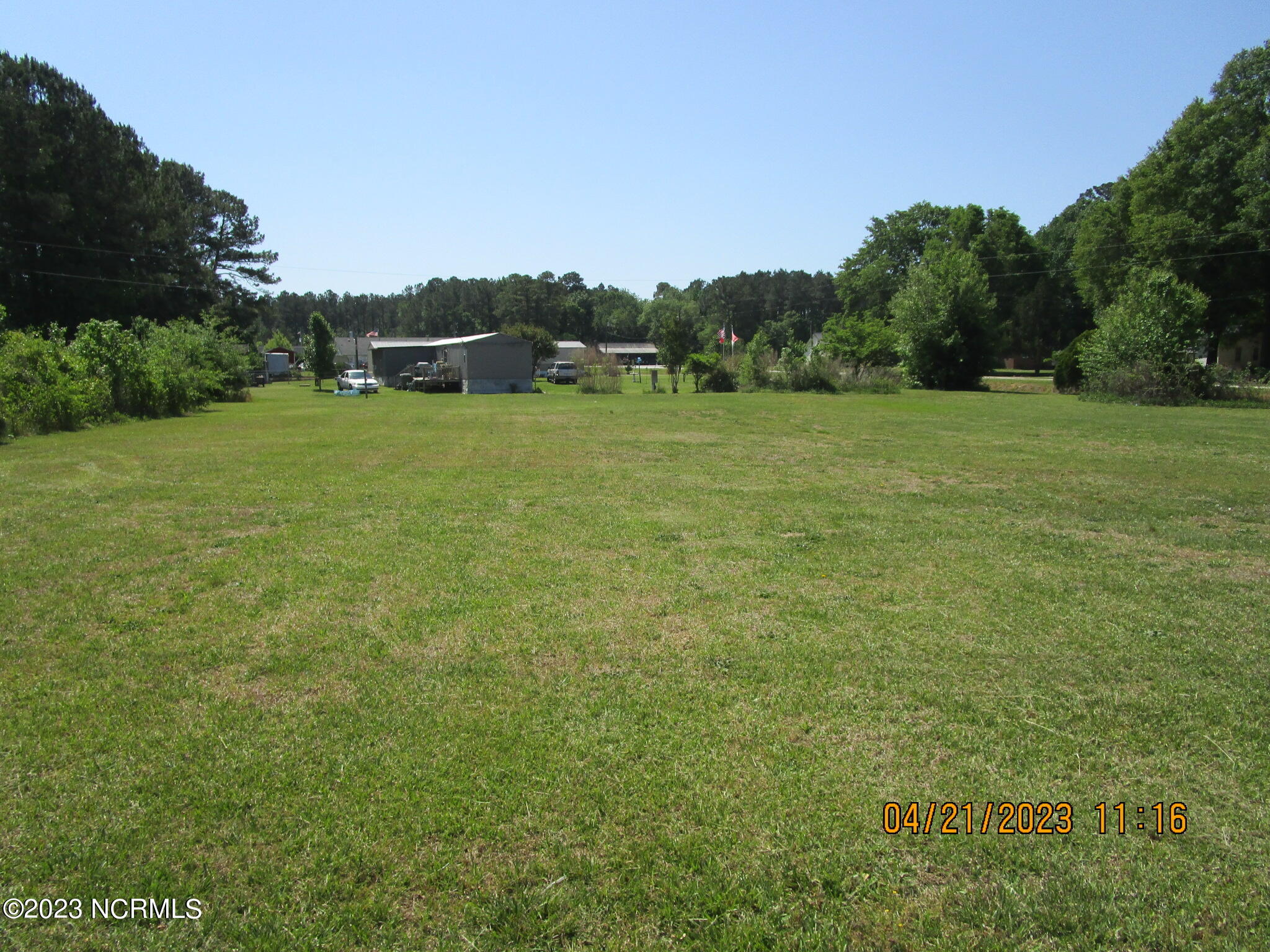 852 Randy Road Kinston, NC 28504 - Photo 12 of 17 852 Randy Rd. 4-21-2023 (10)