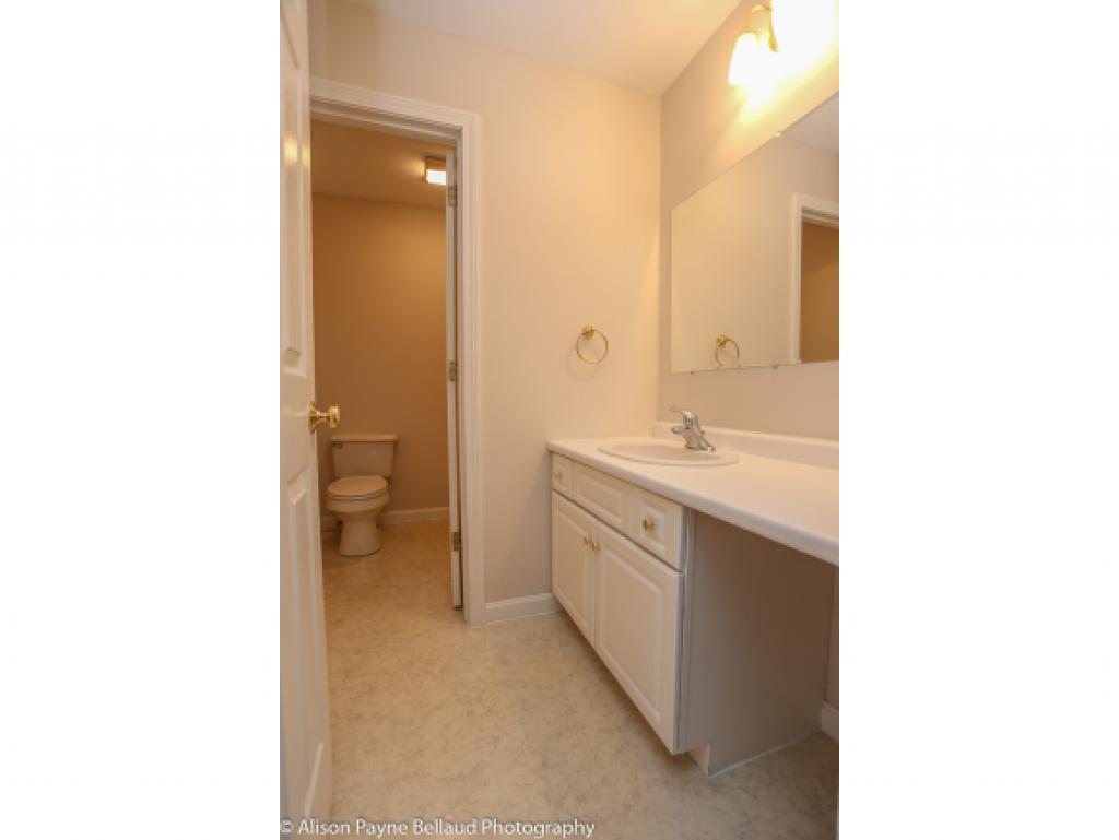 69 Wellington Hill Road, Unit 69 Manchester, NH 03104 - Photo 19 of 24 Gallery Image 19