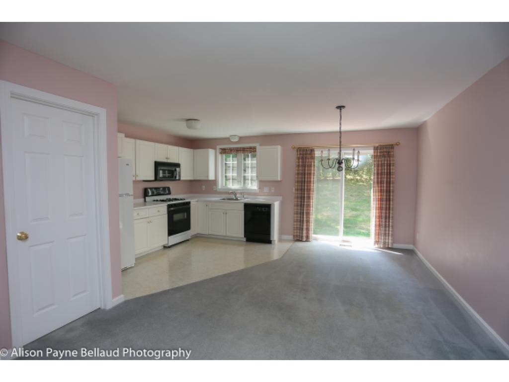 69 Wellington Hill Road, Unit 69 Manchester, NH 03104 - Photo 6 of 24 Gallery Image 6