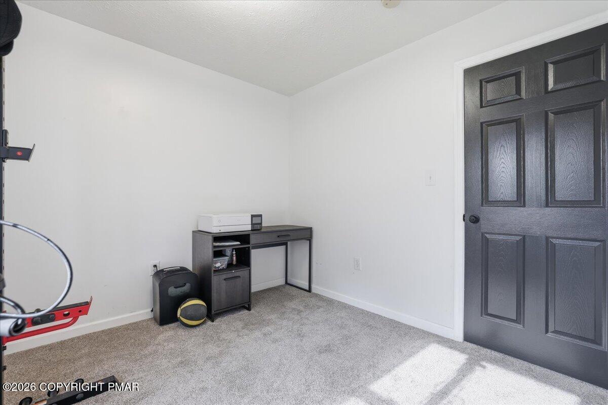 2108 Freedom Way Pocono Summit, PA 18346 - Photo 65 of 92 065-034_847A3856