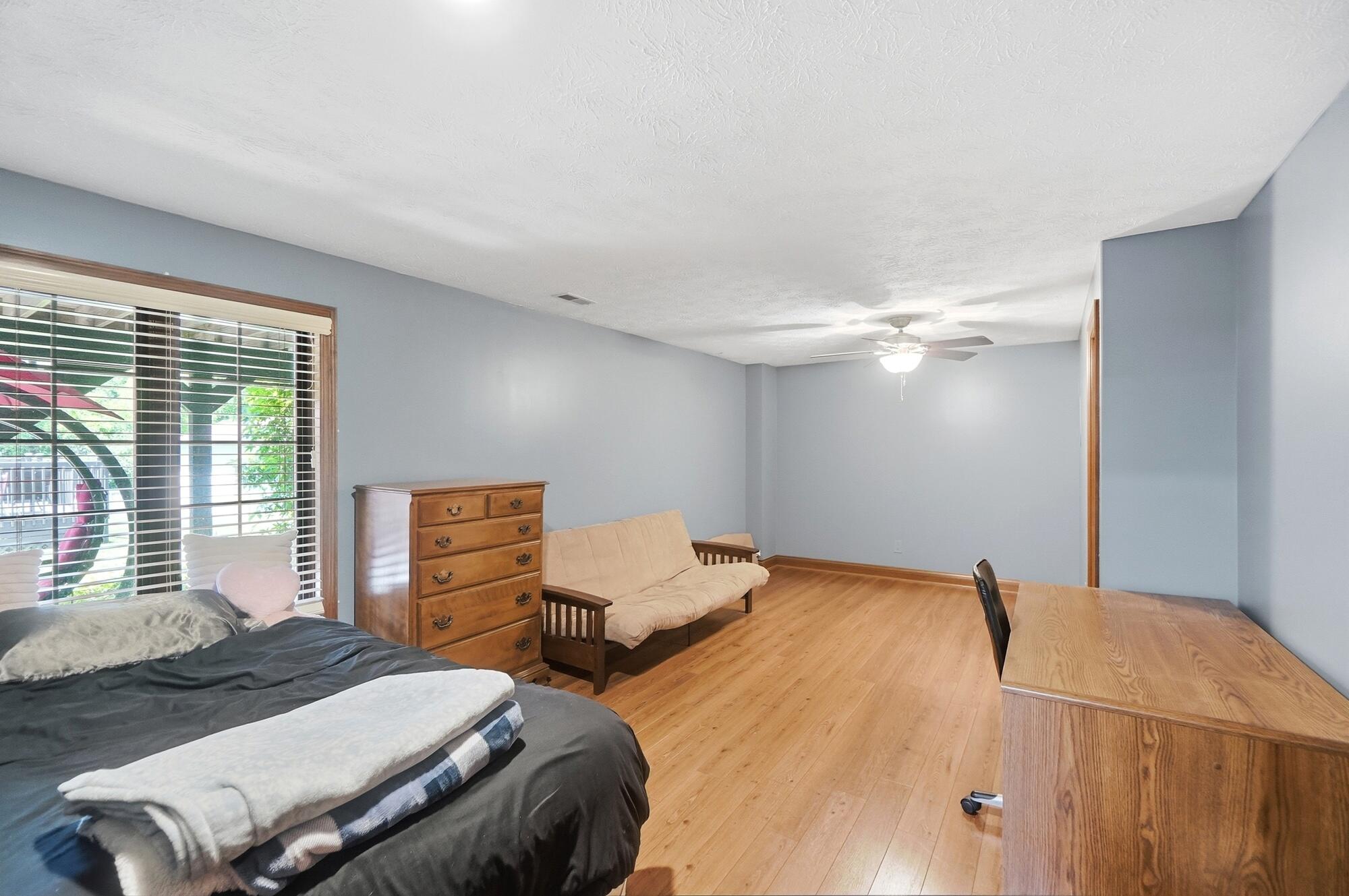 1126 Kingsgate Road Springfield, OH 45503 - Photo 60 of 89 061