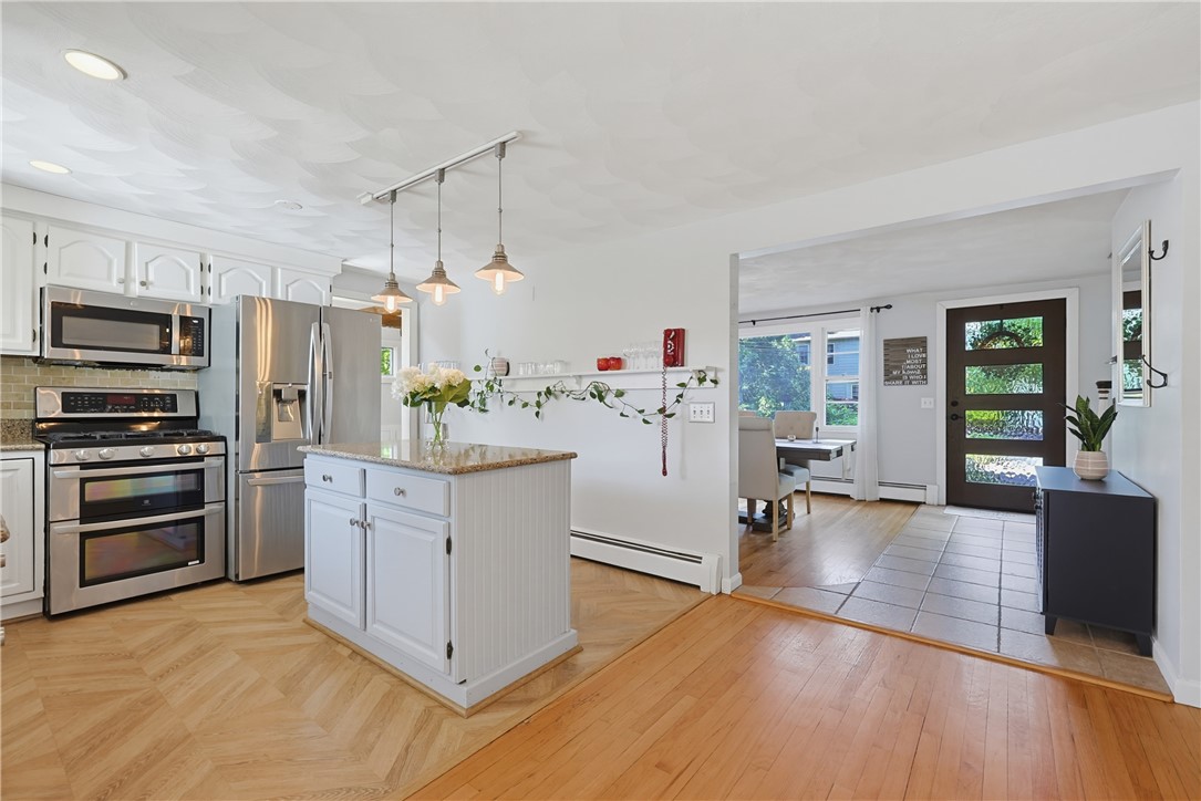 46 Netop Drive Warwick, RI 02818 - Photo 12 of 50