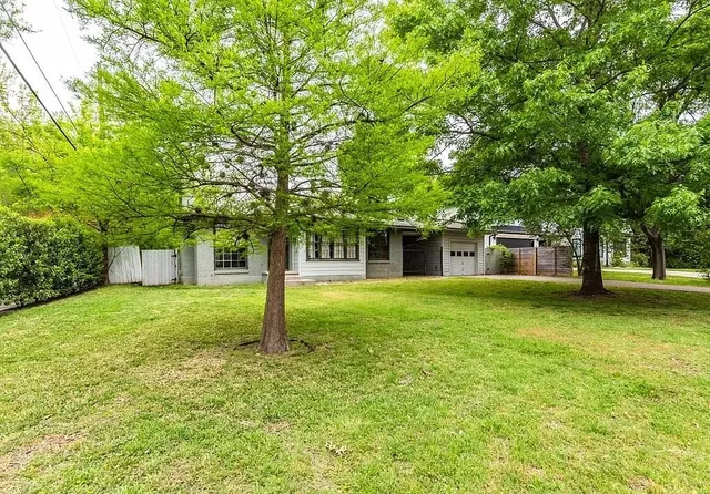 $3,000 | 4902 Valley Oak Drive, Austin, TX 78731