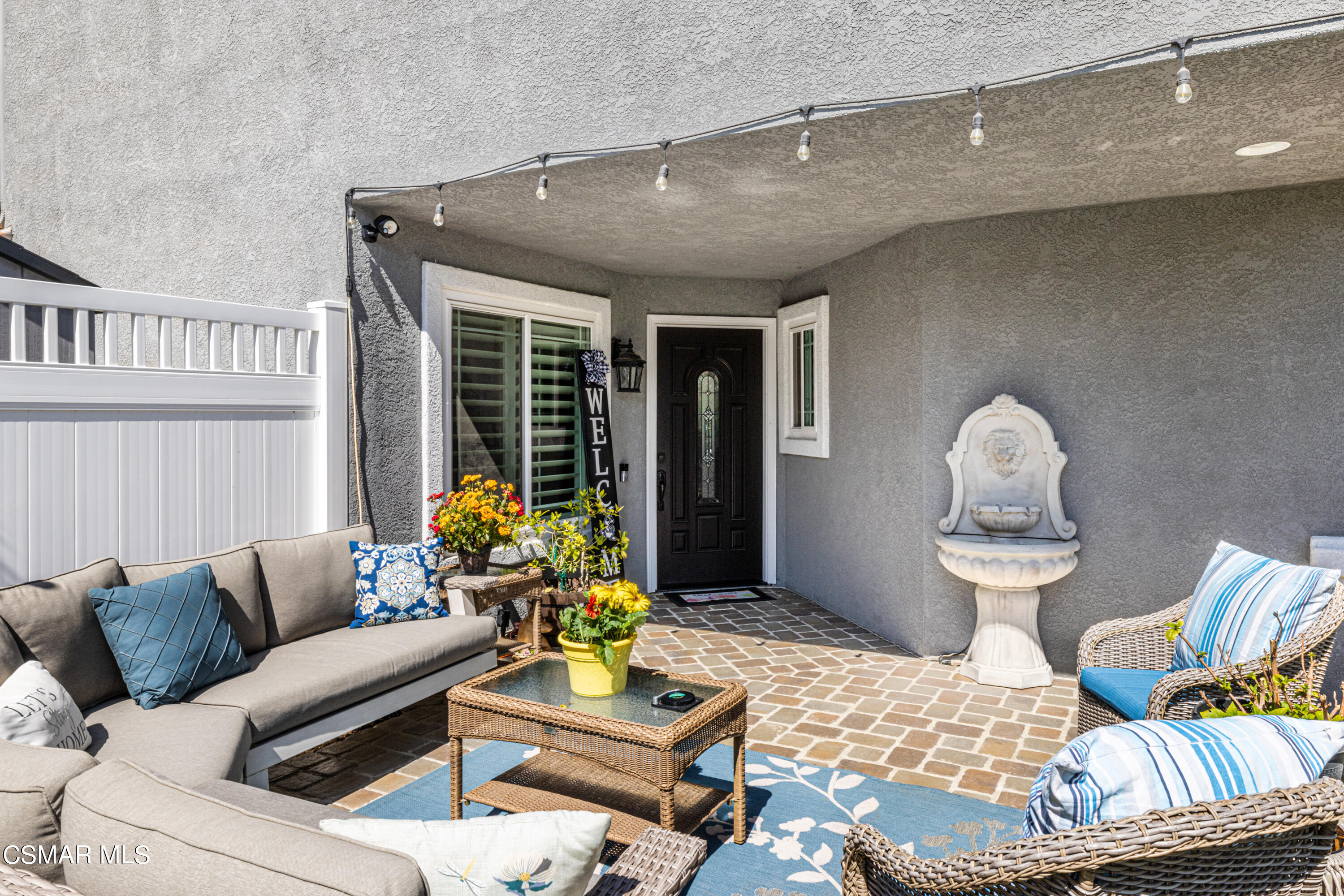2087 Chenault Place Simi Valley, CA 93065 - Photo 6 of 36 a living room with furniture and a large window
