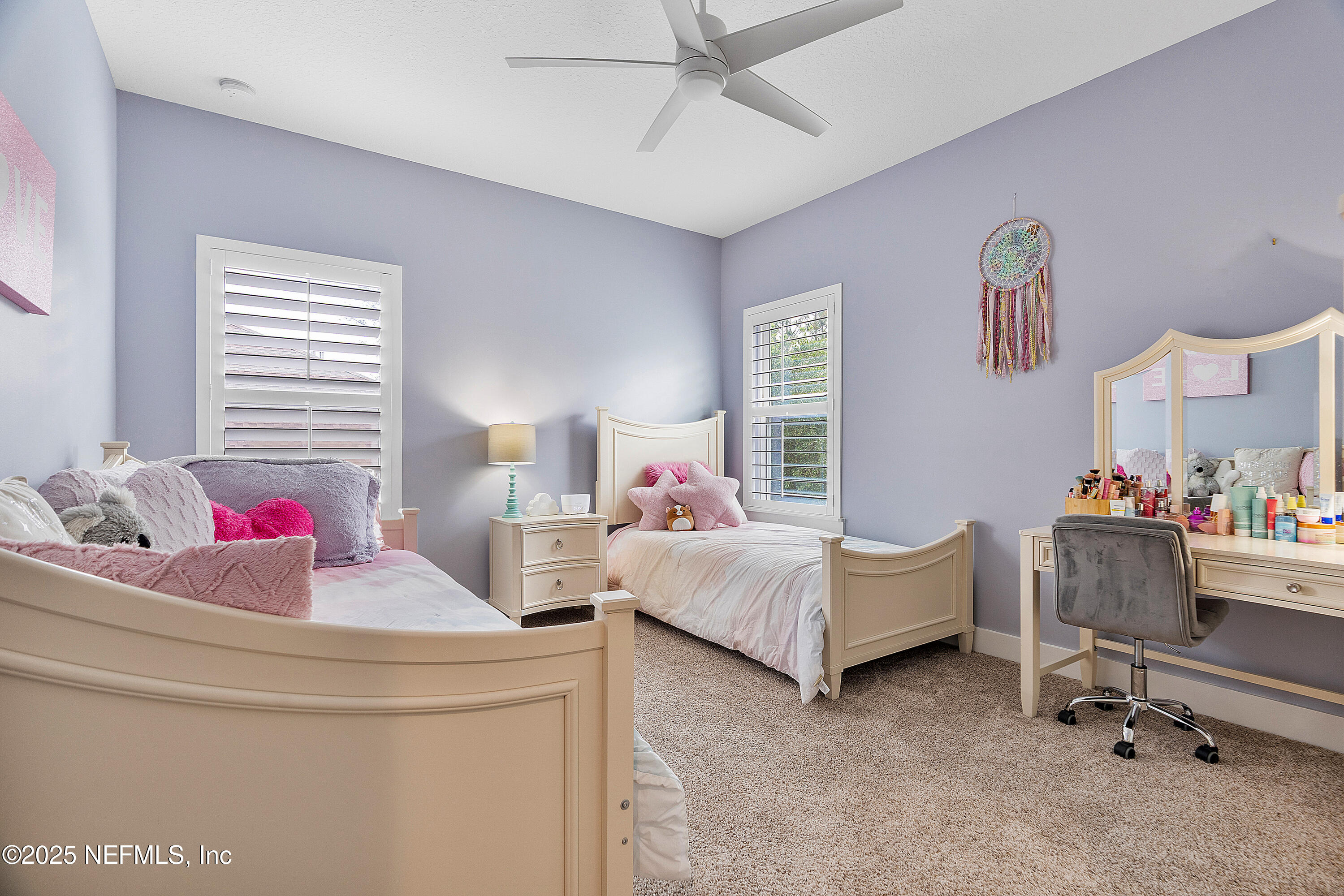 295 Seahill Drive St. Augustine, FL 32092 - Photo 59 of 101 a living room with furniture and a couch