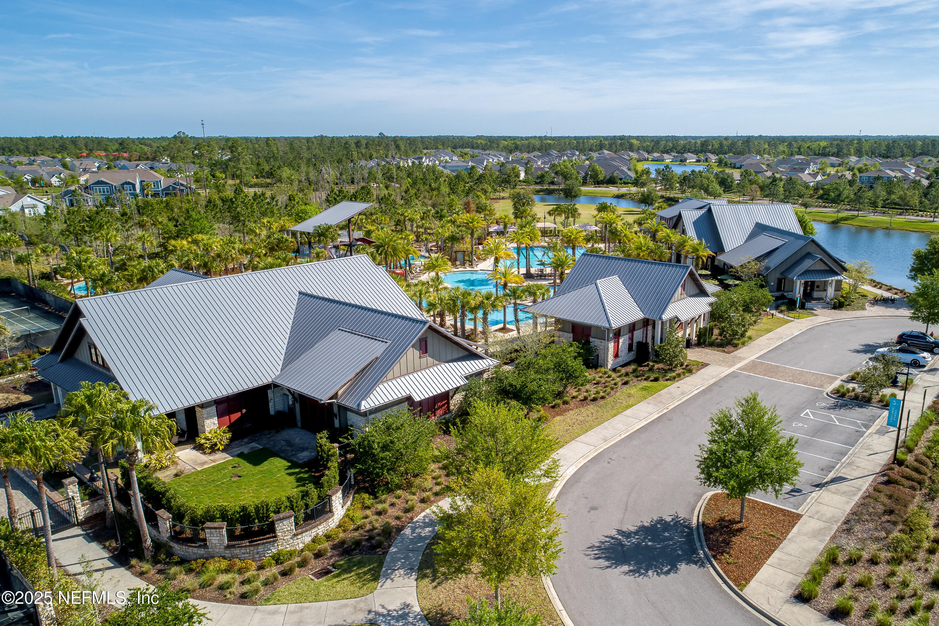 295 Seahill Drive St. Augustine, FL 32092 - Photo 87 of 101 an aerial view of a house with a garden