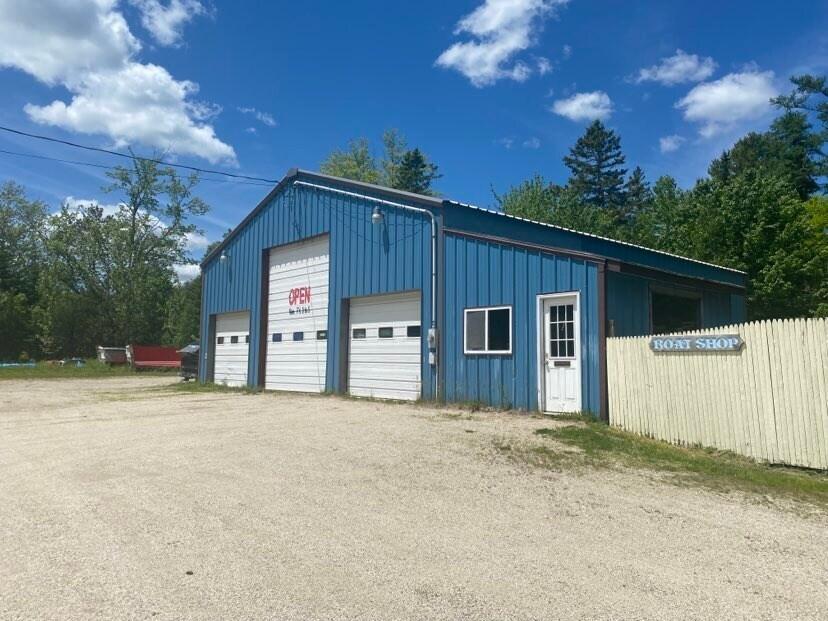 212 Franklin Road Hancock, ME 04640 - Photo 1 of 5 285423279_1345977722559662_3277320308814