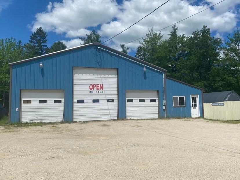 212 Franklin Road Hancock, ME 04640 - Photo 2 of 5 288920757_594677421969872_85467549911173