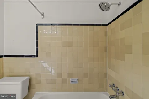$225,000 | 335 Abbey Terrace, Drexel Hill, PA 19026