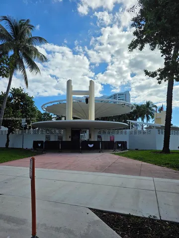 a view of building with a street