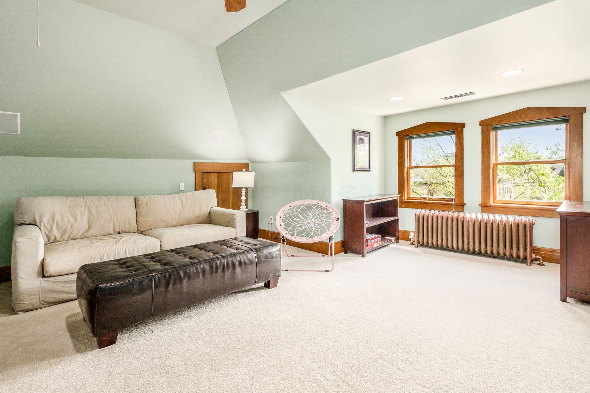 1056 Bryden Road Columbus, OH 43205 - Photo 43 of 77