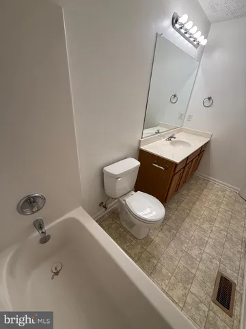 $1,945 | 10500 Boxmeer Court, Fredericksburg, VA 22408