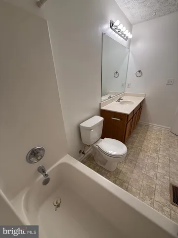 $1,945 | 10500 Boxmeer Court, Fredericksburg, VA 22408