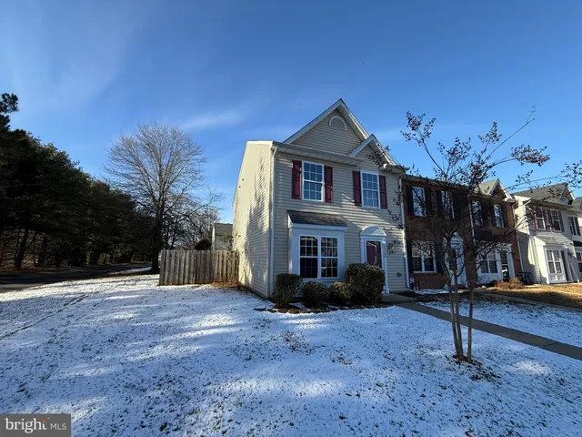 $1,945 | 10500 Boxmeer Court, Fredericksburg, VA 22408