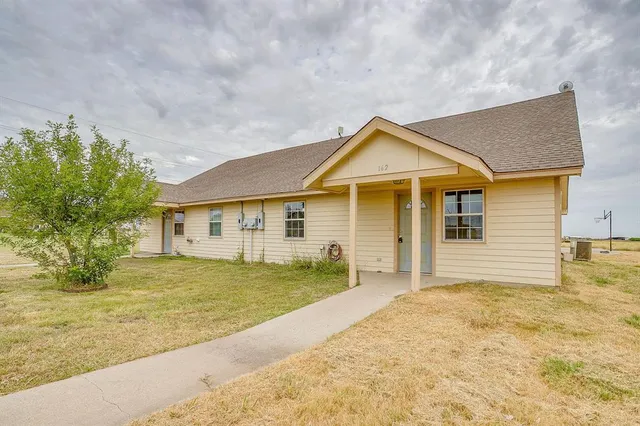$350,000 | 160 Blue Ridge Drive, Weatherford, TX 76088