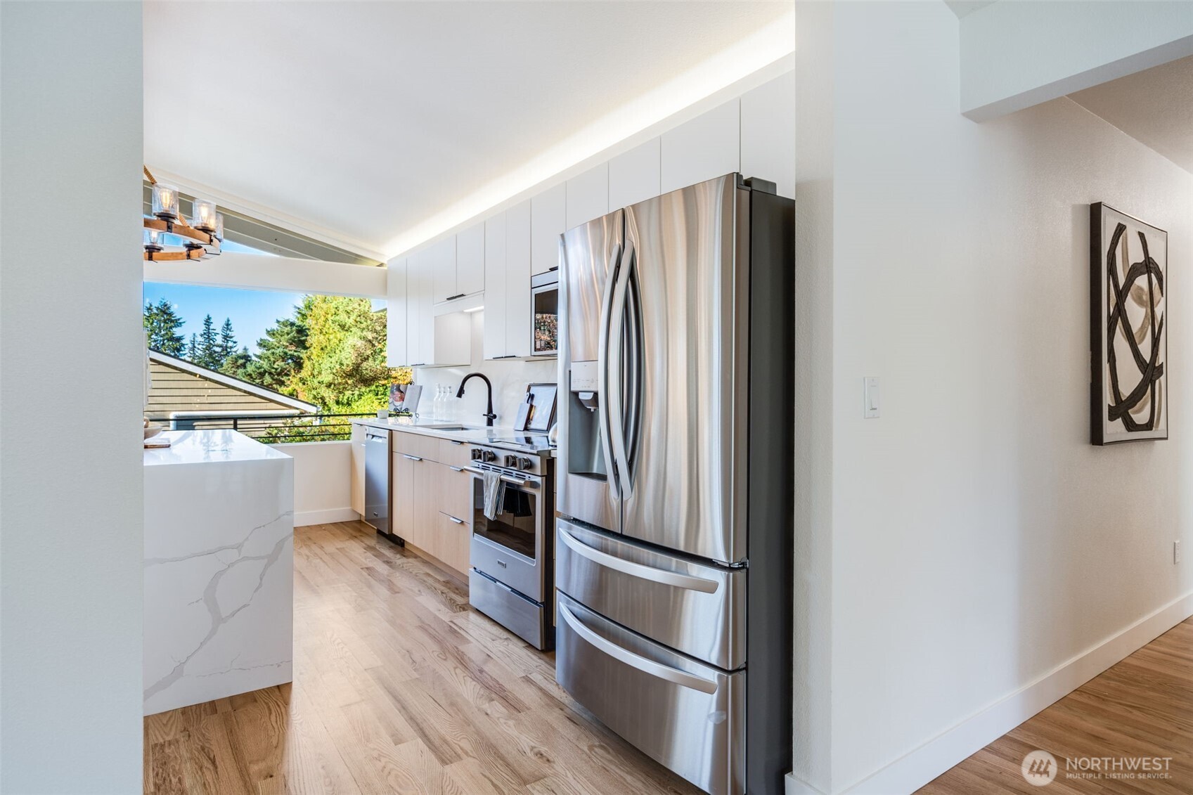 20005 13th Place Northwest Shoreline, WA 98177 - Photo 13 of 40