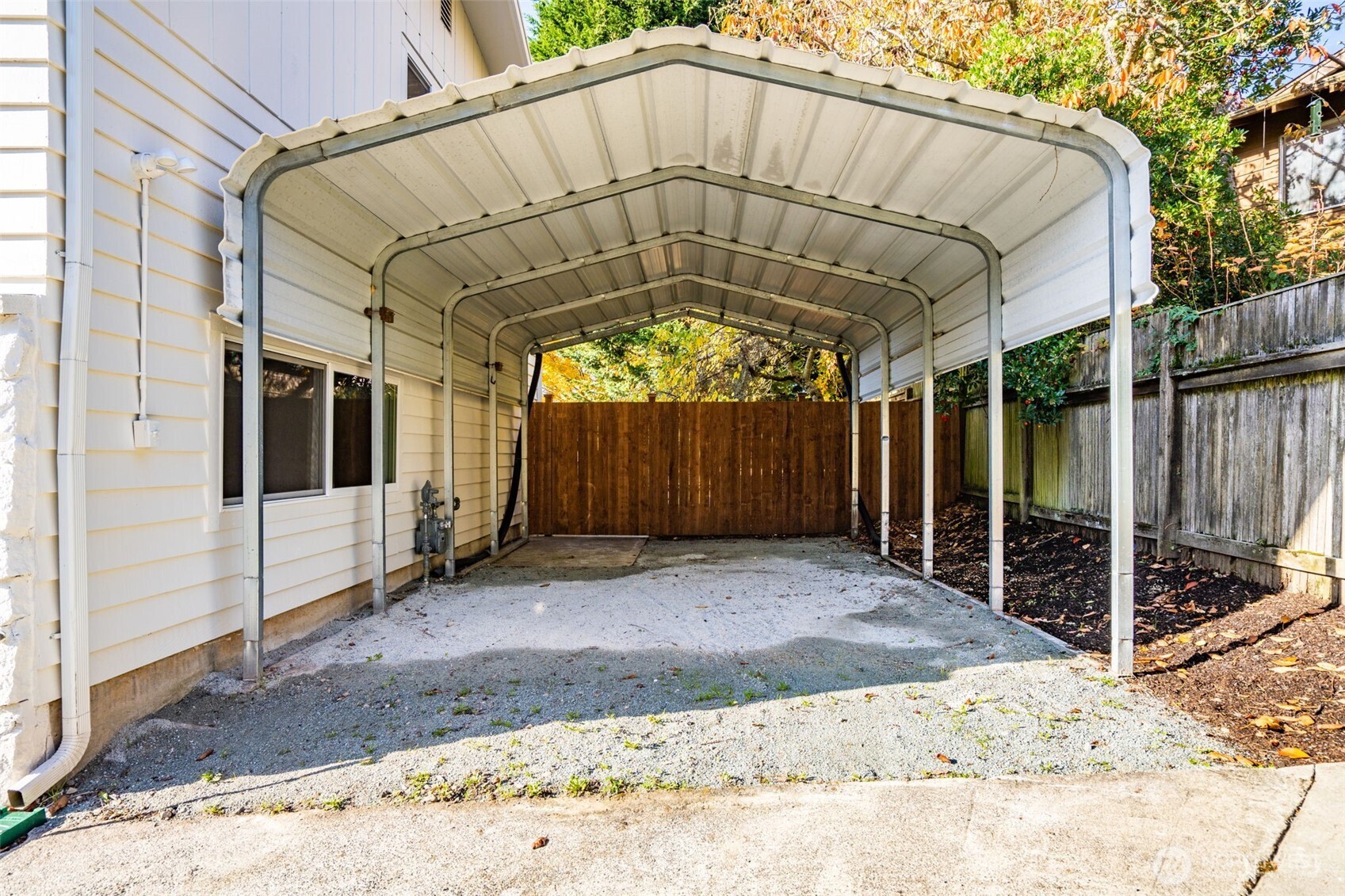 20005 13th Place Northwest Shoreline, WA 98177 - Photo 37 of 40