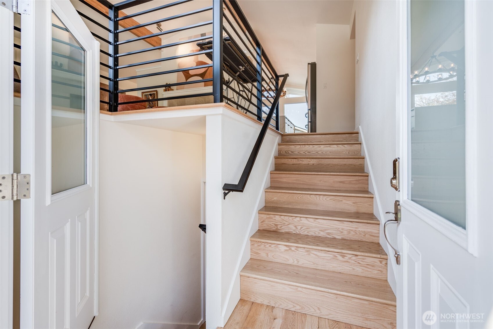 20005 13th Place Northwest Shoreline, WA 98177 - Photo 8 of 40