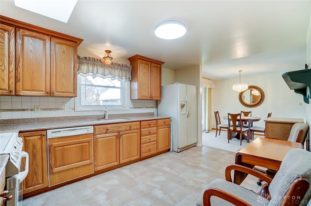 5247 West Ridgewood Road Springfield, OH 45503 - Photo 17 of 43