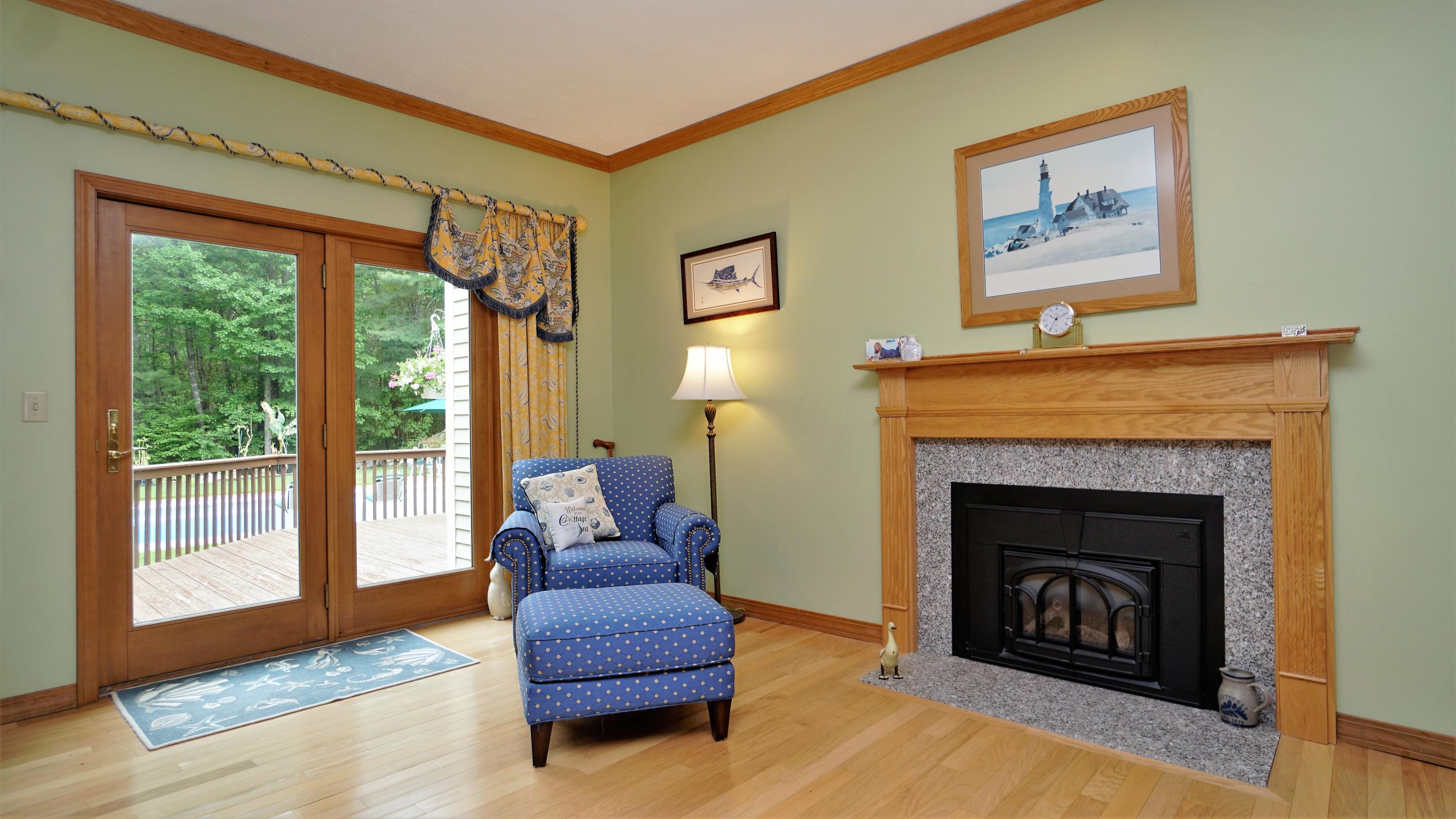 12 Pond Ridge Drive Lewiston, ME 04240 - Photo 28 of 69 First Floor Master Sitting Area