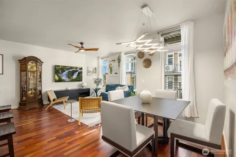 $798,000 | 190 Harbor Square Loop Northeast, Unit C330, Bainbridge Island, WA 98110