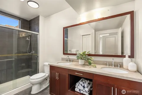 $798,000 | 190 Harbor Square Loop Northeast, Unit C330, Bainbridge Island, WA 98110