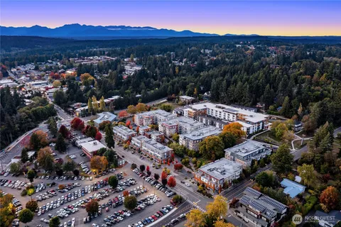 $798,000 | 190 Harbor Square Loop Northeast, Unit C330, Bainbridge Island, WA 98110