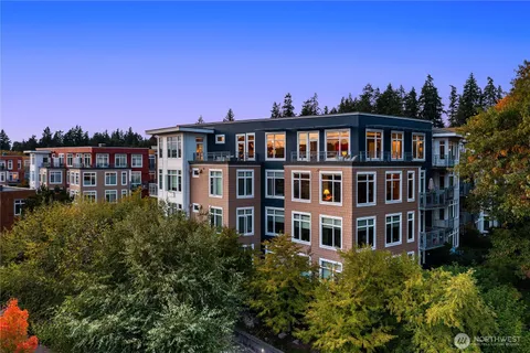 $798,000 | 190 Harbor Square Loop Northeast, Unit C330, Bainbridge Island, WA 98110